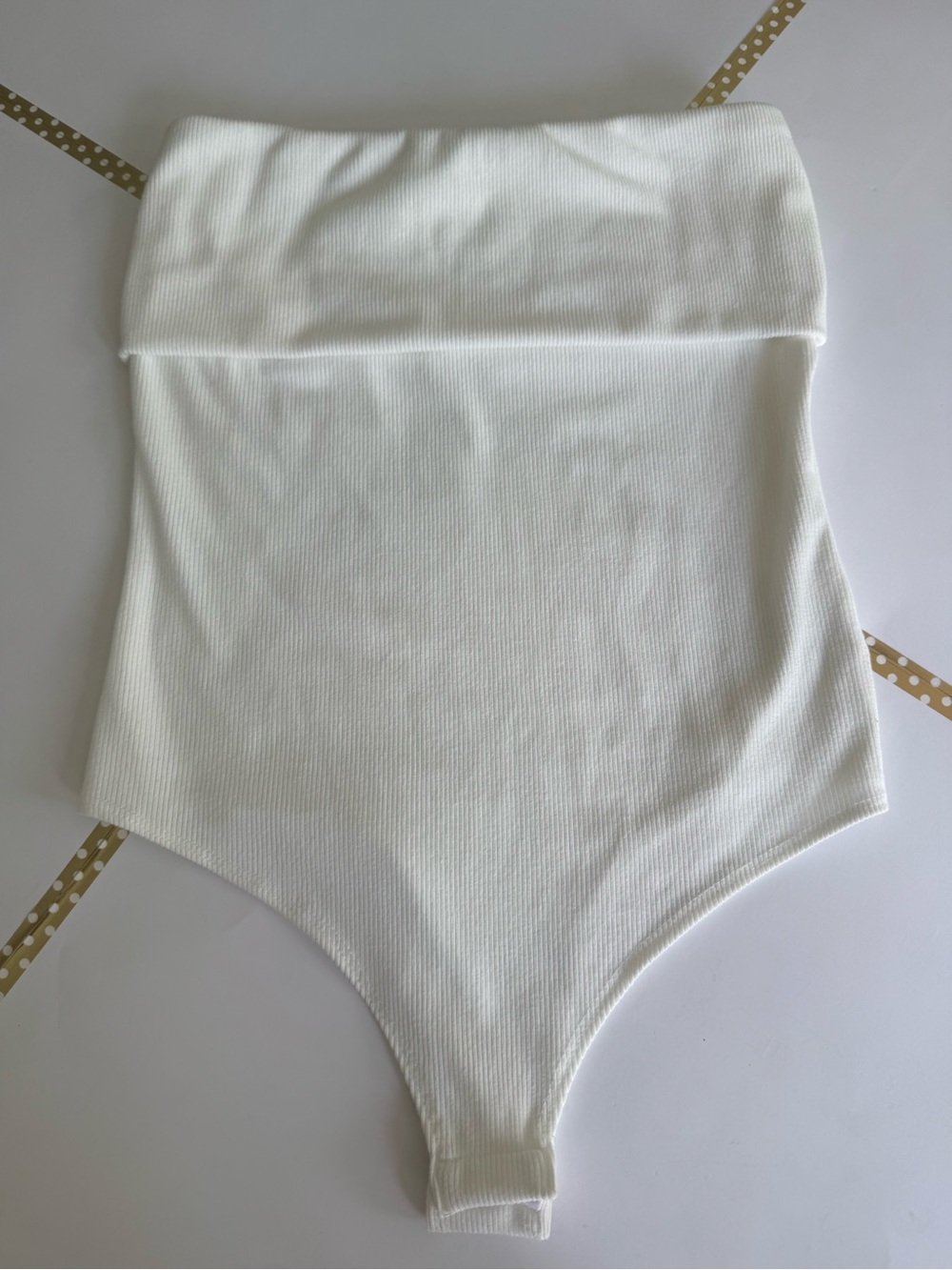 LIVE in the MOMENT Women's White One-Piece Bodysuit L Regular Stretch Strap